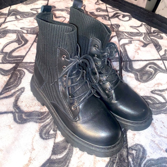 Combat boots - Picture 2 of 3